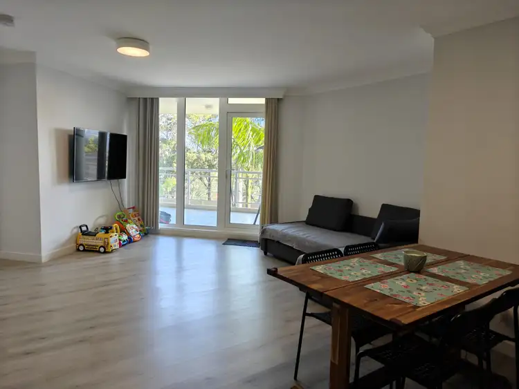 10/2 Pound Road, Hornsby NSW 2077
