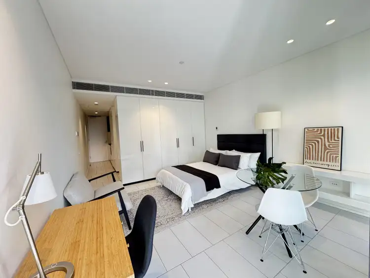 8021, 8 Central Park Avenue, Chippendale NSW 2008