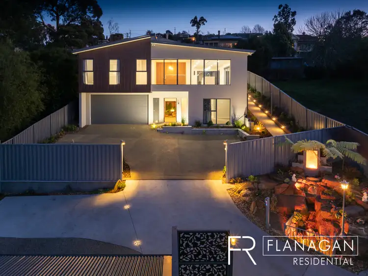 2/27 Bain Tce, Trevallyn TAS 7250