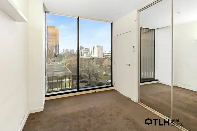 Fourth view of Homely apartment listing, Unit 501/470 St Kilda Rd, Melbourne VIC 3004