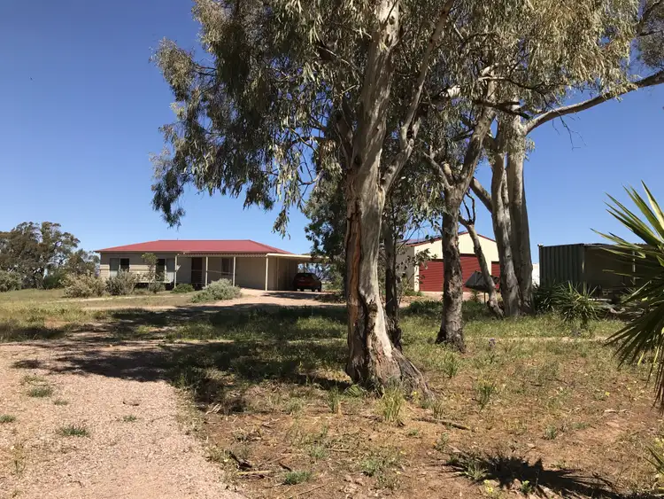 89 Hoskins Rd, Wilmington SA 5485