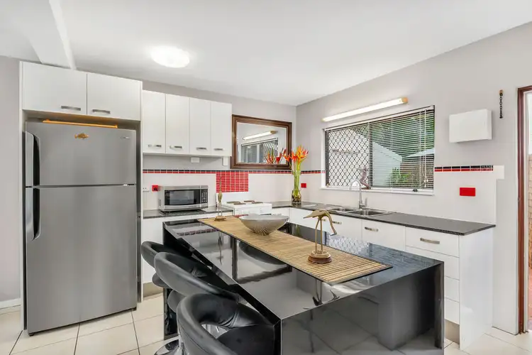 Main view of Homely unit listing, 5/98-100 Martyn Street, Parramatta Park QLD 4870
