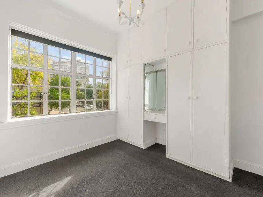 Main view of Homely unit listing, 6/43 Elizabeth Bay Road, Elizabeth Bay NSW 2011