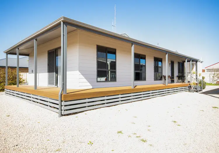 124 Moonta Rd, Moonta Bay SA 5558