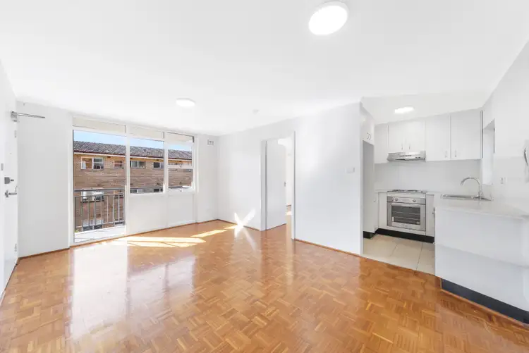 49 Abbott Street