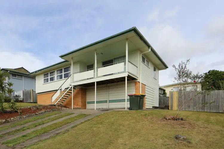 11 Kiparra St, Mansfield QLD 4122