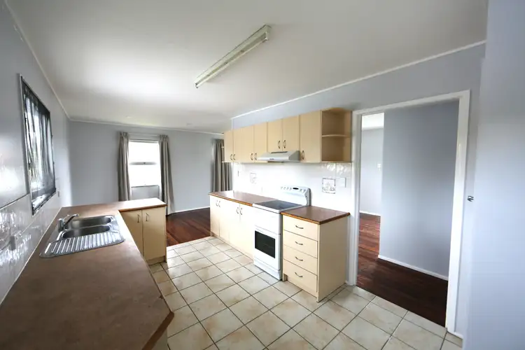 Second view of Homely house listing, 11 Kiparra St, Mansfield QLD 4122