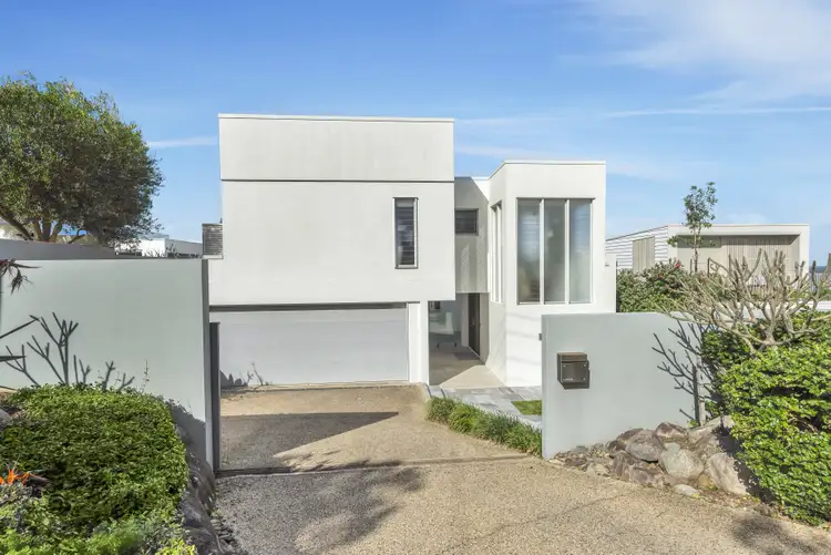 18 Mcanally Dr