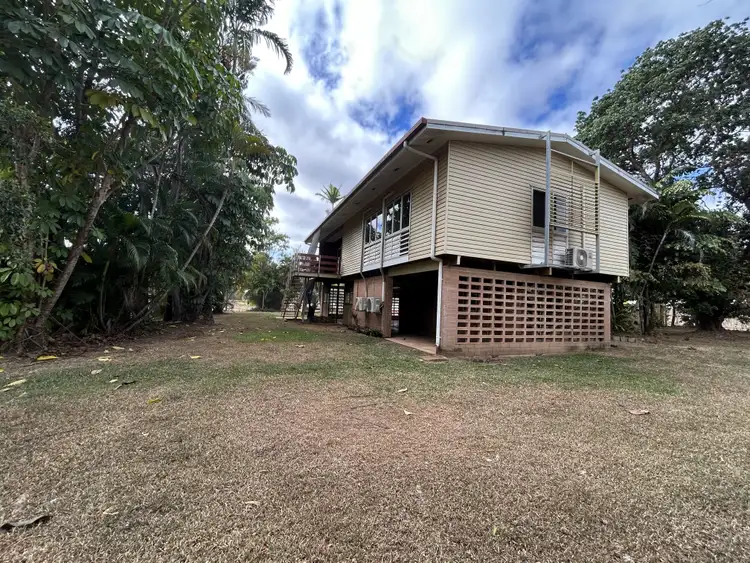 Second view of Homely house listing, 17 Circular Way, Trunding QLD 4874