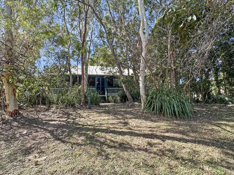 9 Bowerman Ct, Nelly Bay QLD 4819