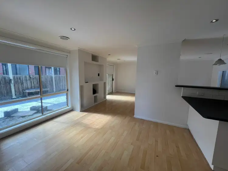 Fifth view of Homely house listing, 32 Rostron Way, Roxburgh Park VIC 3064