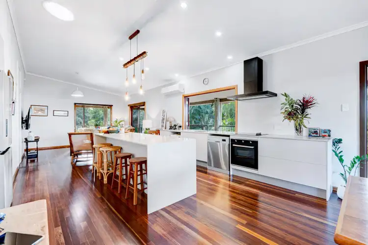 17 Admiralty St, South Mission Beach QLD 4852