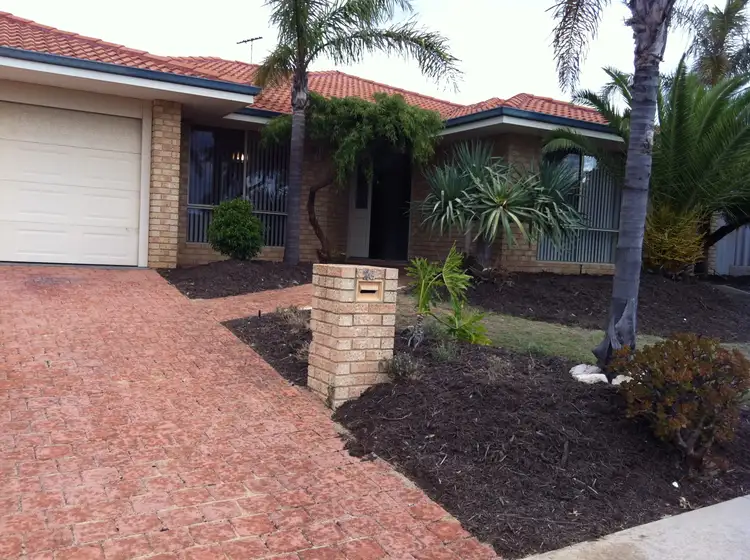 26 Geoff Russell Avenue