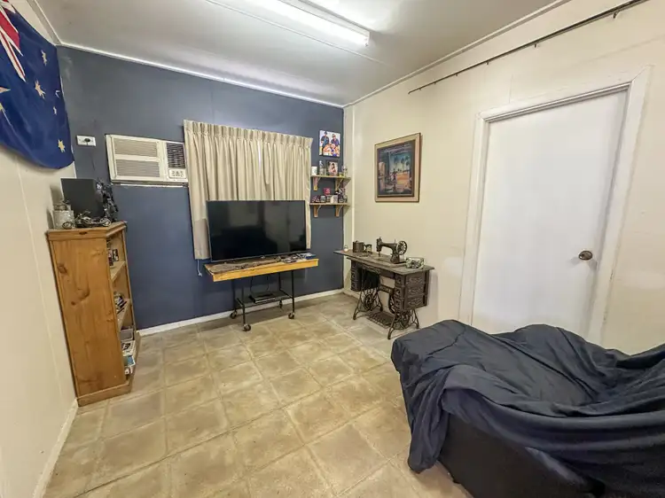 28 Philp Street, Normanton QLD 4890
