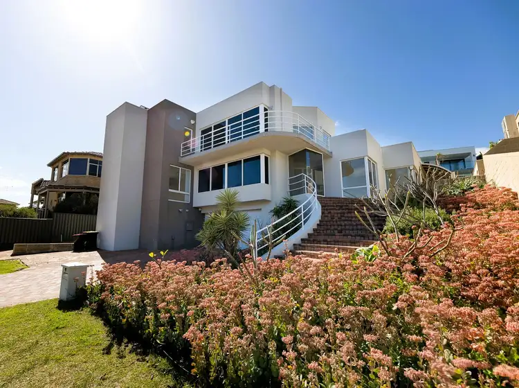 9 Bahama Close, Sorrento WA 6020