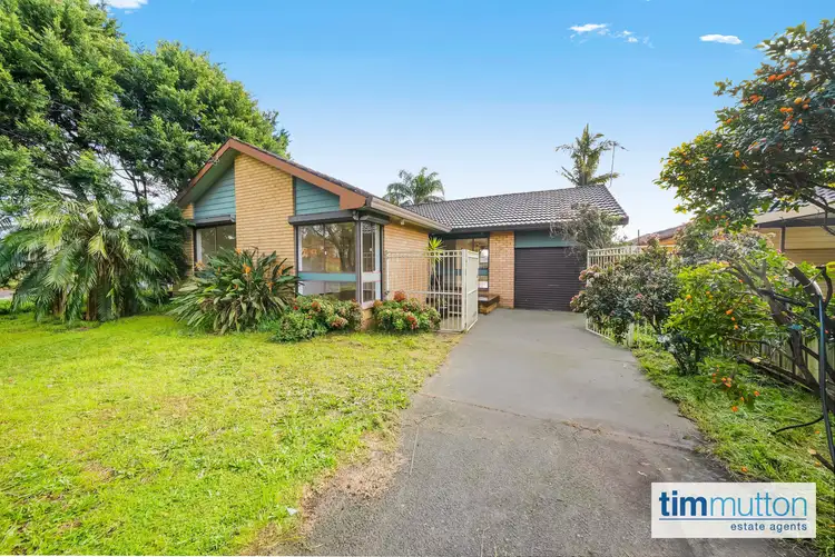 10 Goolagong Ct, Milperra NSW 2214