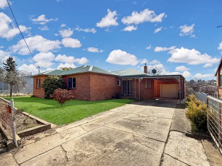 27 Brooklands Street, Crookwell NSW 2583