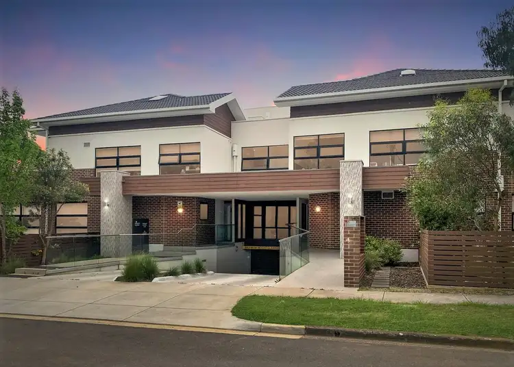 Unit 107/27-29 Koonawarra St, Clayton VIC 3168