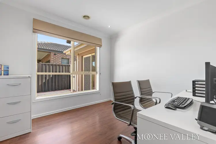 Sixth view of Homely unit listing, 33A Robson Avenue, Avondale Heights VIC 3034