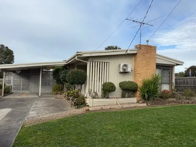 5 Mckenna St, Avondale Heights VIC 3034