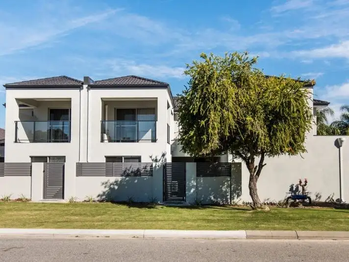1/130 Arlunya Avenue, Cloverdale WA 6105