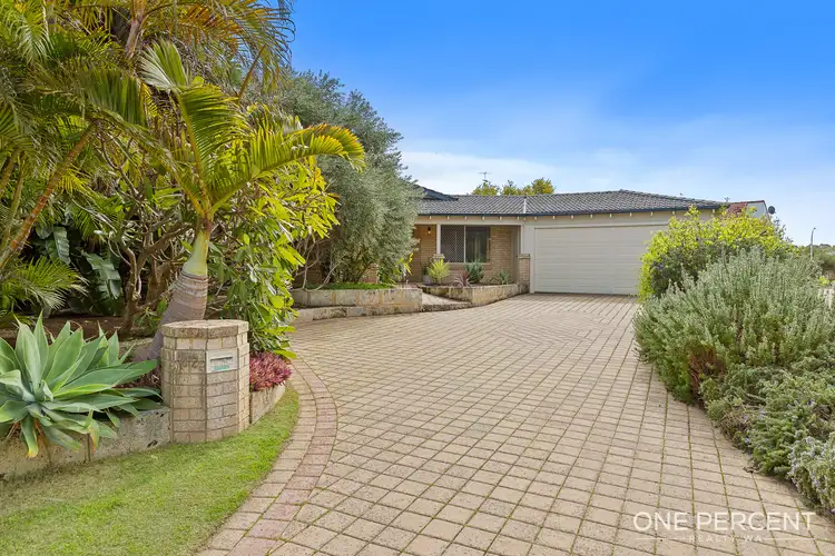 12 Breaker Cl, Silver Sands WA 6210