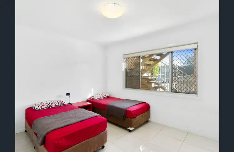 Seventh view of Homely unit listing, 4/88 Pacific Parade, Bilinga QLD 4225