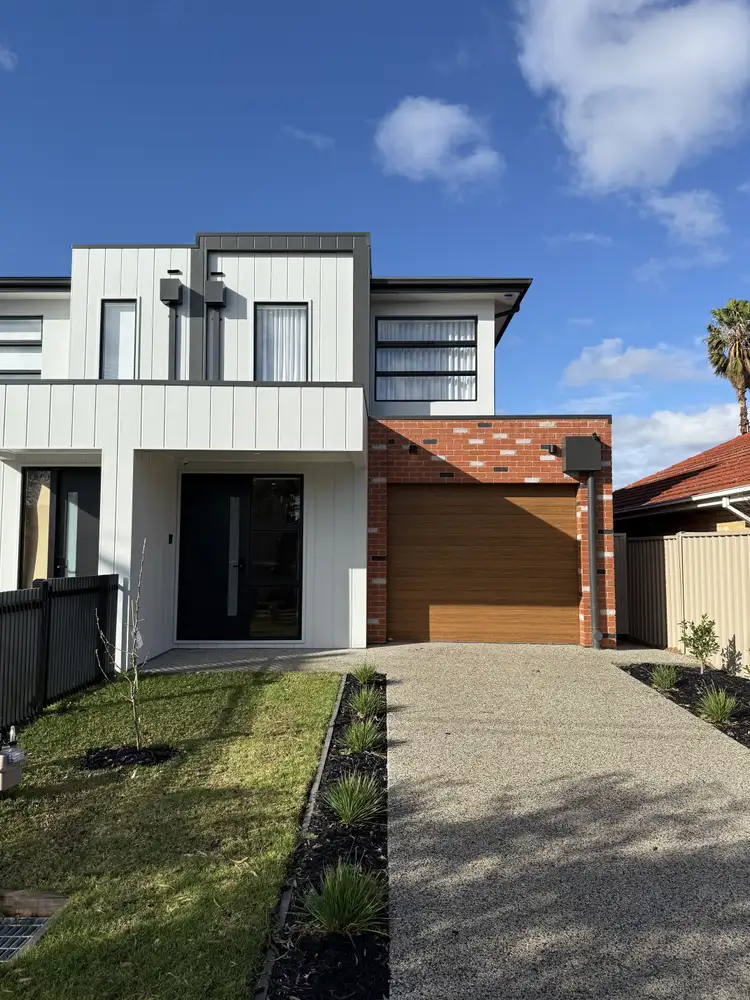 48 Lake Street, Avondale Heights VIC 3034