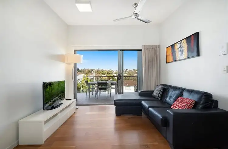 Third view of Homely apartment listing, 8/2 Barramul Street, Bulimba QLD 4171