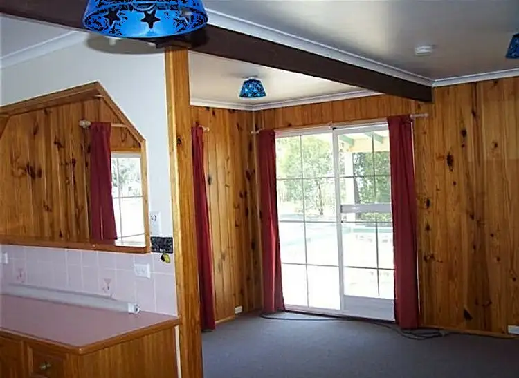 Fifth view of Homely house listing, 15 Koonwarra Pde, Macleay Island QLD 4184
