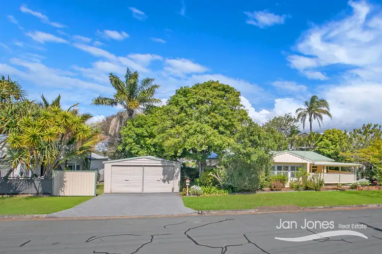 Fourth view of Homely house listing, 7 Cathie St, Clontarf QLD 4019