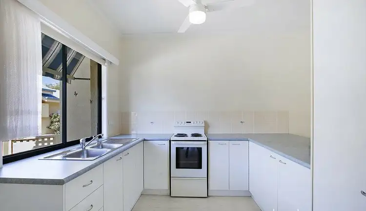 Fourth view of Homely unit listing, Unit 2/8-12 Baynes St, Margate QLD 4019