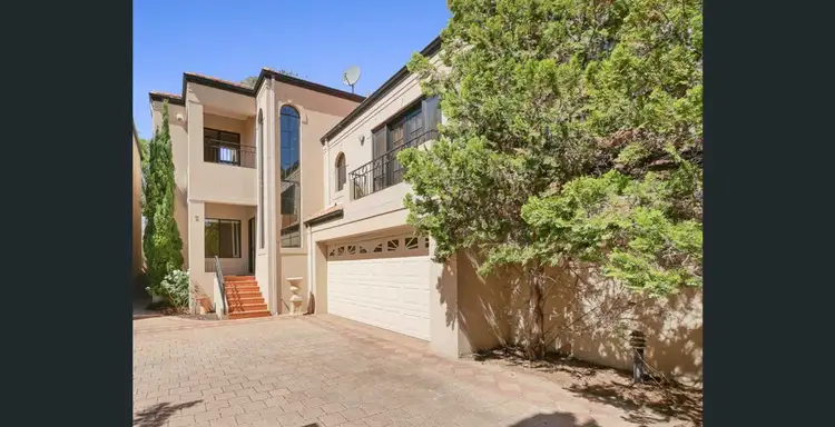 2/9 Tweeddale Road, Applecross WA 6153