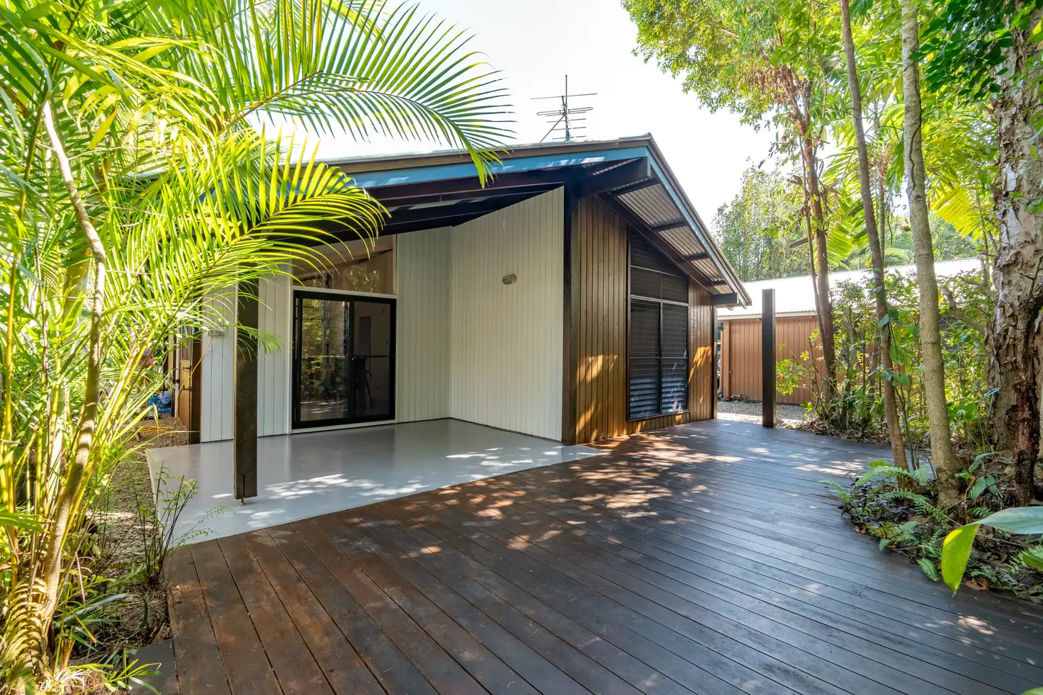 Main view of Homely unit listing, Unit 4/44 Koda St, Wongaling Beach QLD 4852