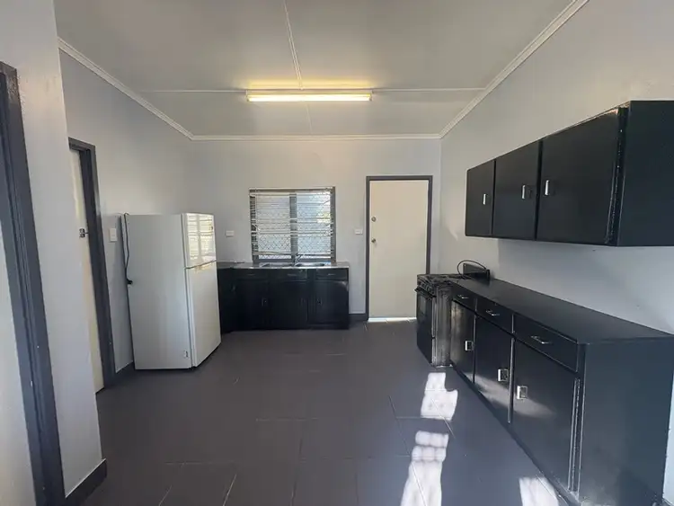 Unit 3/4 Thirteenth Ave, Mount Isa QLD 4825