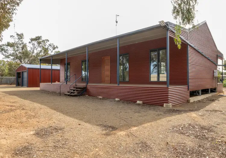 3 Frederick St, Bute SA 5560