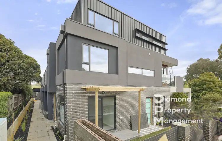 4/74 Whitehorse Road, Blackburn VIC 3130