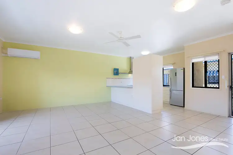 Fourth view of Homely unit listing, Unit 7/8-12 Baynes St, Margate QLD 4019