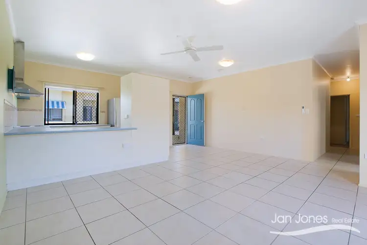 Fifth view of Homely unit listing, Unit 7/8-12 Baynes St, Margate QLD 4019
