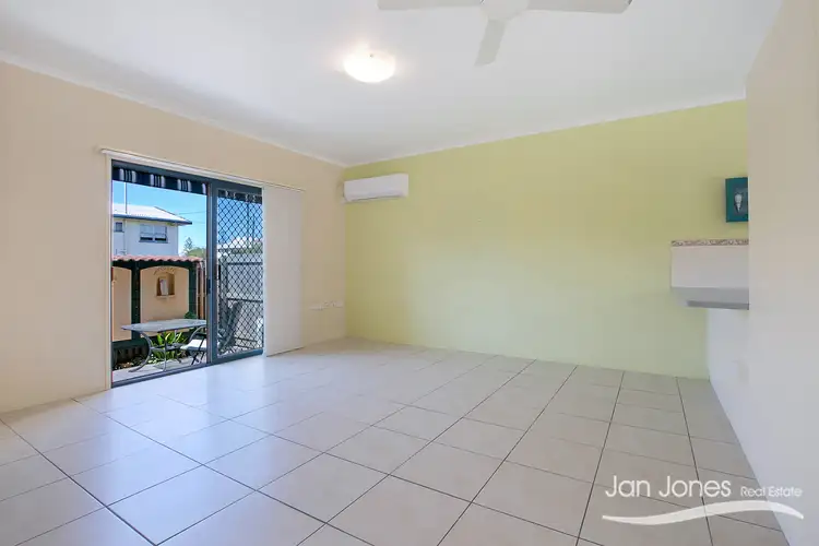 Sixth view of Homely unit listing, Unit 7/8-12 Baynes St, Margate QLD 4019