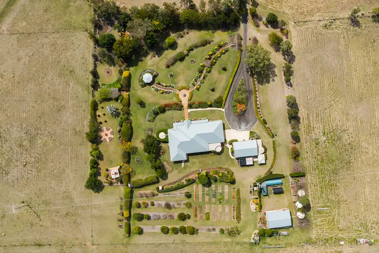 77 Blenheim Rd, Blenheim QLD 4341