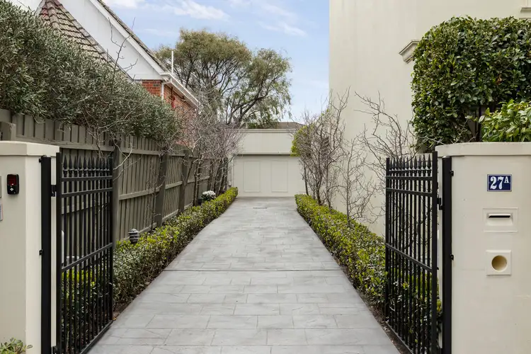 2/27 Ardoyne Street, Black Rock VIC 3193