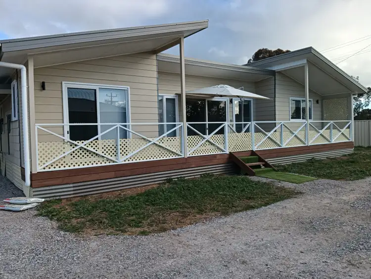 12 FLYNN STREET, Berrigan NSW 2712