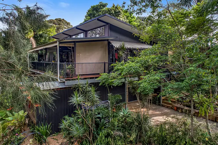 25 Michael Ave, Lamb Island QLD 4184