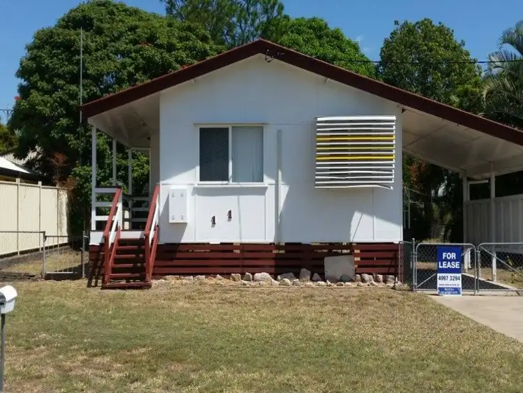 11 Scenic Street, Moura QLD 4718