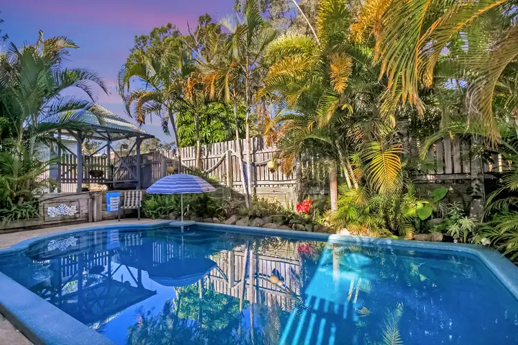 56 Coondooroopa Dr, Macleay Island QLD 4184