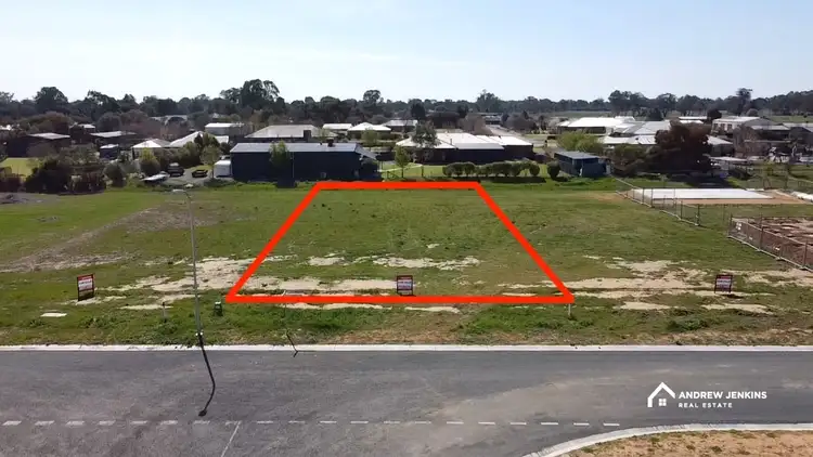 24 Tessier Dr, Tocumwal NSW 2714