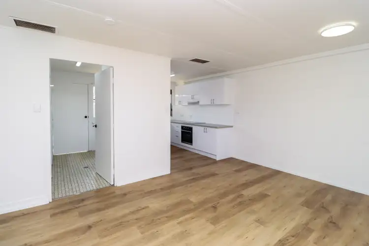 Fourth view of Homely unit listing, Unit 1/76 Buckley Ave, Mount Isa QLD 4825