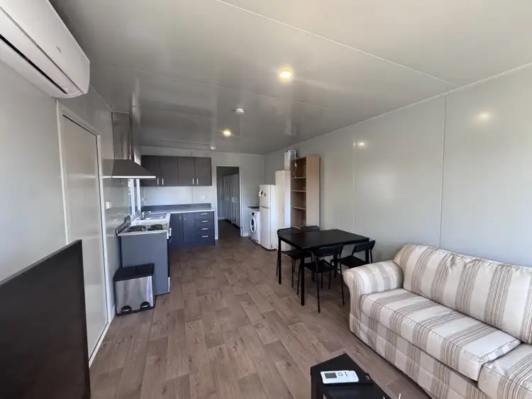 23 Cahalan Pl