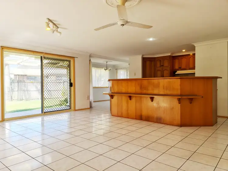 Seventh view of Homely house listing, 9 Agnes Ct, Tinana QLD 4650